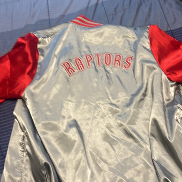 Toronto raptors varsity jacket bought at the stadium - Picture 2 of 3